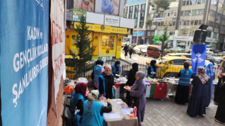 Gazze yararına hayır çarşısı kuruldu