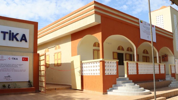 Türkiye, Benin'de imam hatip okulunu yeniledi