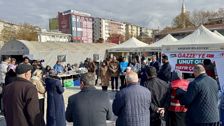 Kırşehir'de Gazze'ye destek için "Hayır Çarşısı" kuruldu