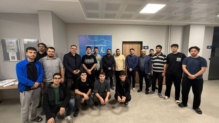 Müftü Kayhan üniversiteli gençlerle bir araya geldi